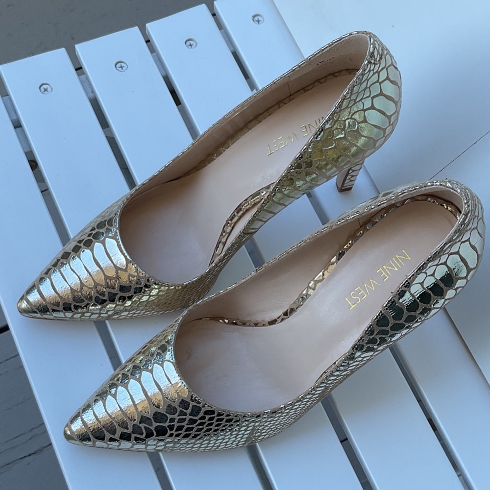 Nine West Tatiana Metallic Gold Snake-Embossed Pointed Heels - Picture 2 of 9